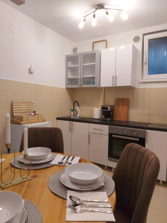 River Lux Sremska Mitrovica Exterior foto